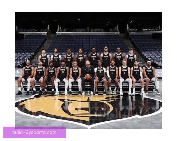 灰熊最新赛季战绩解析球员表现与未来阵容展望